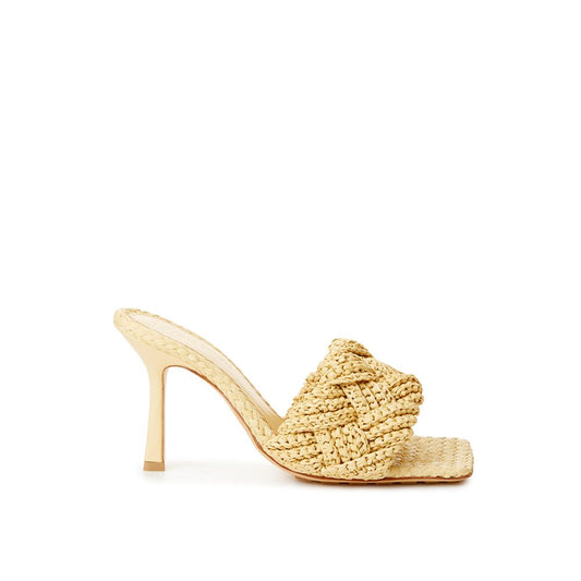 Beige Raffia Sandals for Elegant Summer Days